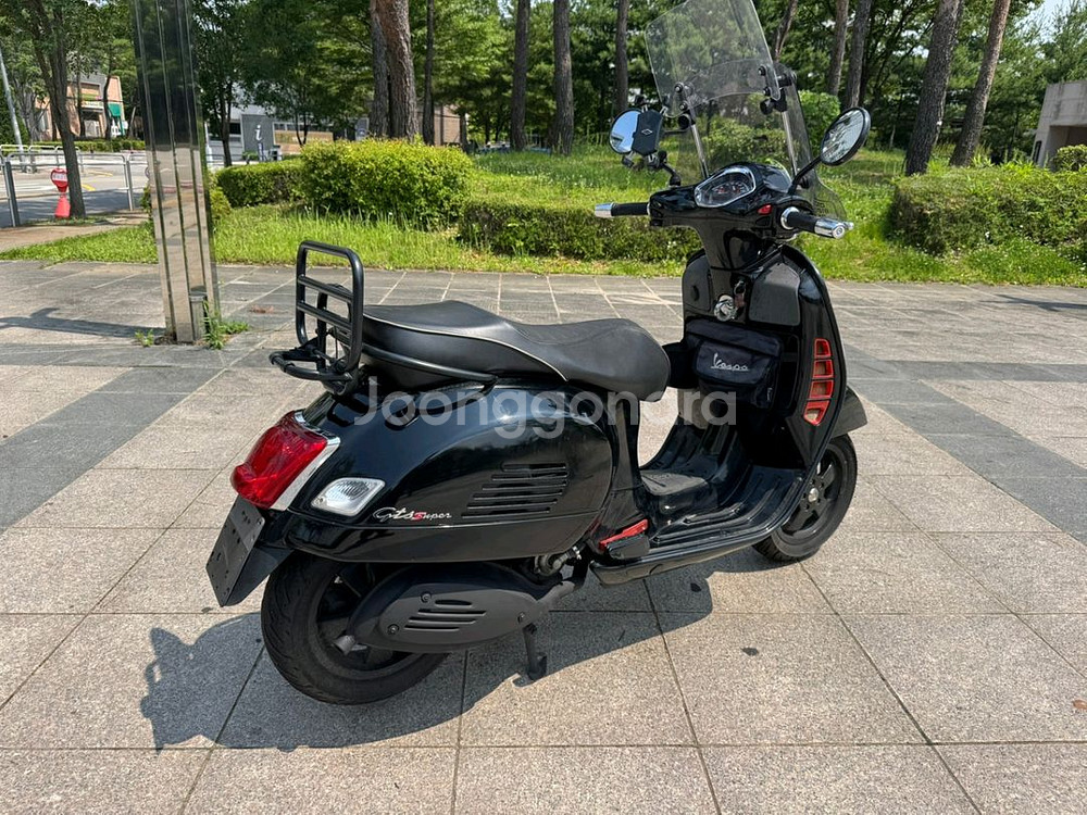 베스파 gts300 18년형 abs 팝니다--6