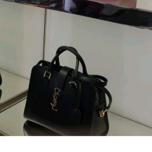 생로랑 카바스 스몰 숄더백
