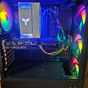 i5 12400f rtx4060 컴퓨터 본체 팝니다