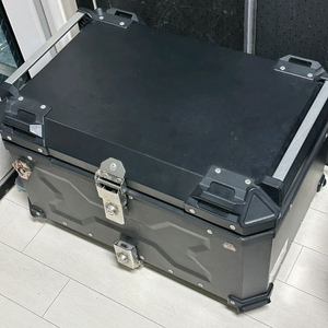 xmax 캐리어 65리터 탑박스