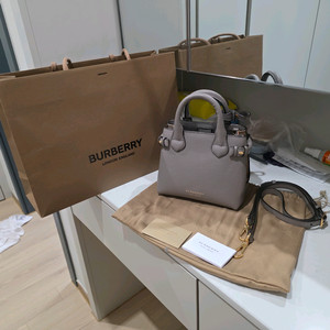 버버리 체크 베너 토드백 크로스