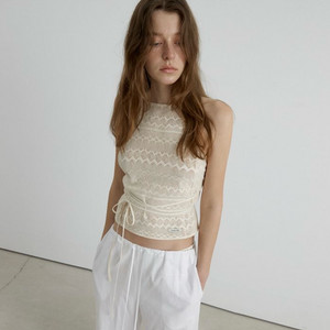 택달린 새상품) 오버듀플레어 스트랩 홀터 탑