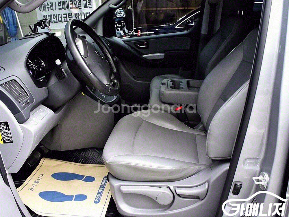 [현대]더 뉴 그랜드 스타렉스 2WD 밴 3인승 스마트--4