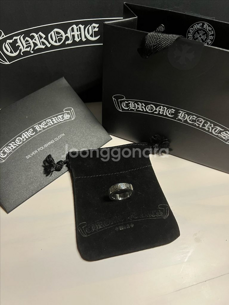 [ 정품 / 상태 최상 ] 크롬하츠 포에버링--0