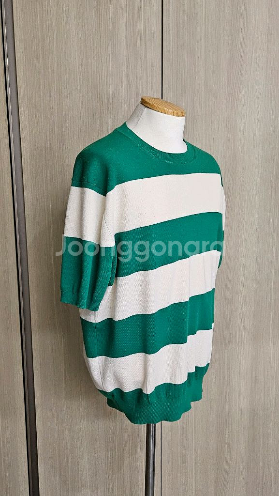 (1회착용)초록색 스트라이프 쿨니트 반팔티M(95~10--3