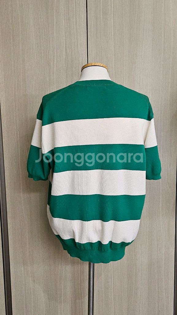 (1회착용)초록색 스트라이프 쿨니트 반팔티M(95~10--5