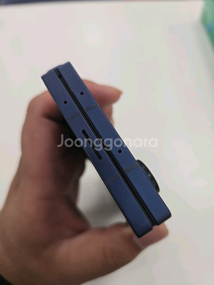 갤럭시 Z폴드6 네이비 512GB 상태 좋음--1