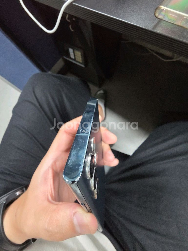 s22울트라 256g 팝니다--2