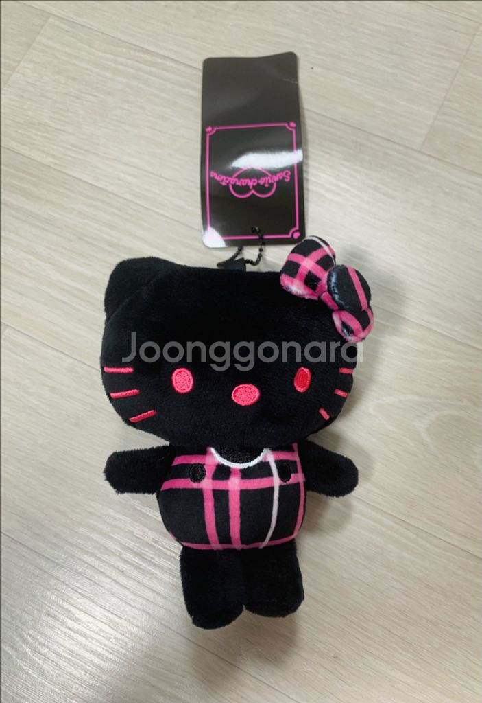 산리오 블랙 핑크 아베일 키티 인형 키링 새상품--0
