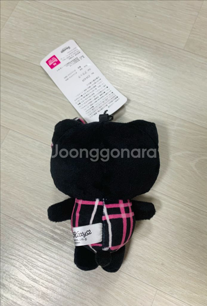 산리오 블랙 핑크 아베일 키티 인형 키링 새상품--1