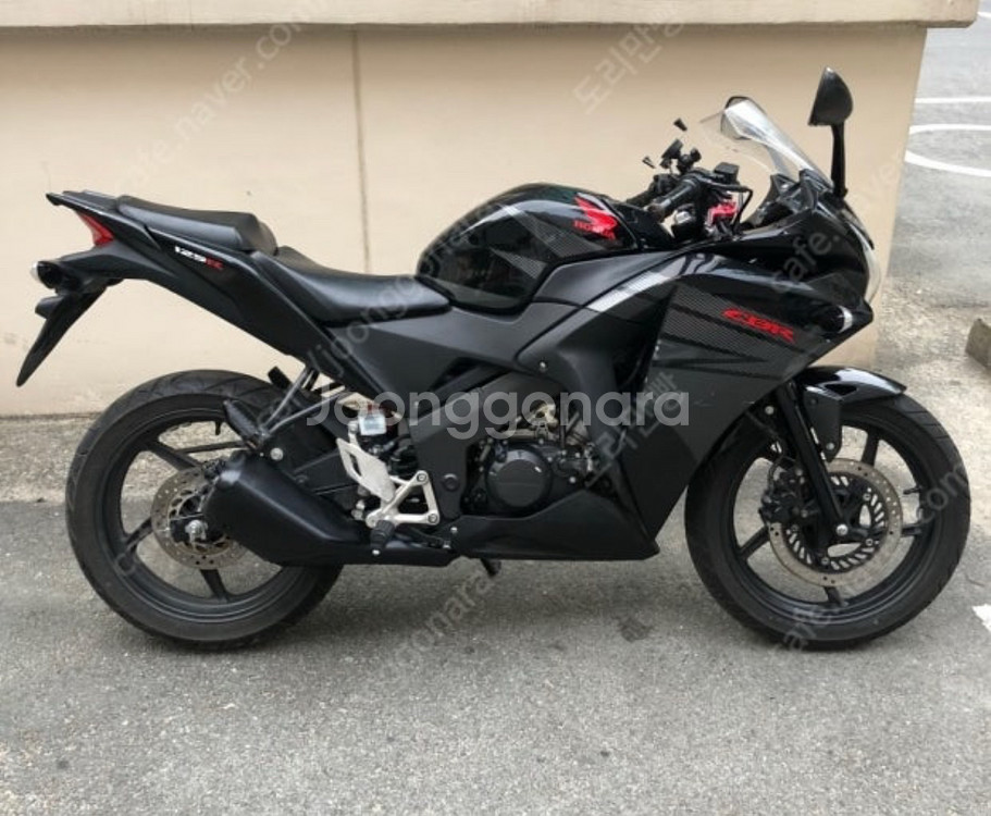 cbr125cc--0