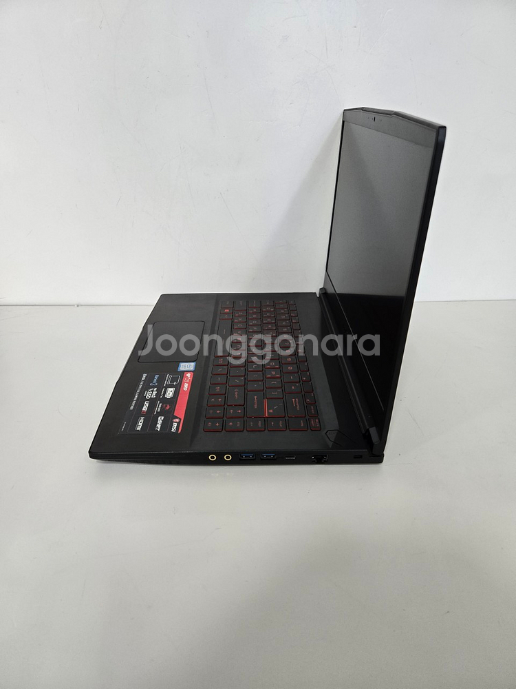 965번 MSI 15인치 UHD 게이밍 중고노트북--4