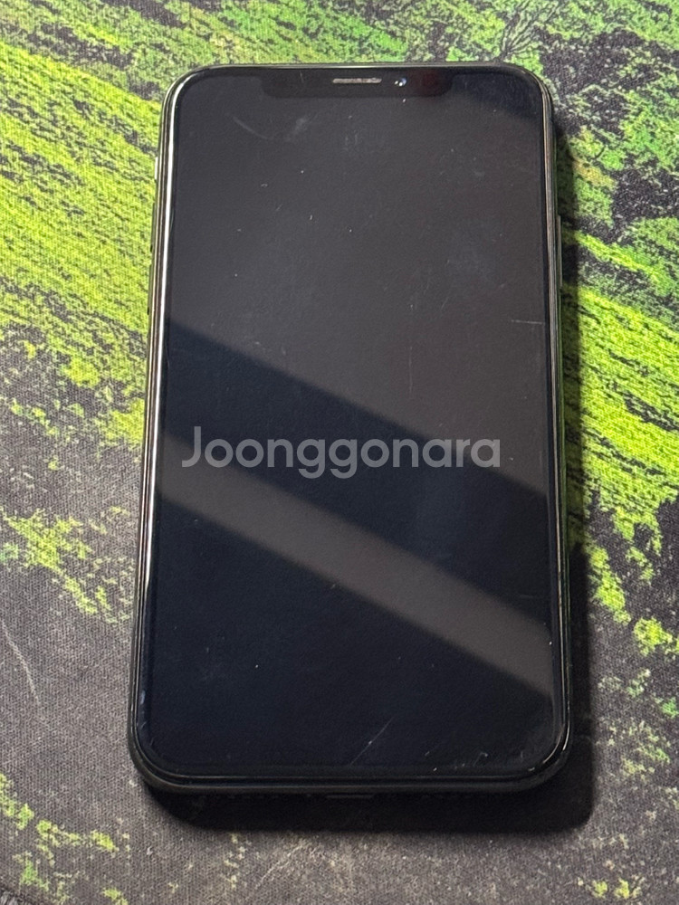 아이폰 X 64 블랙 팝니다--0