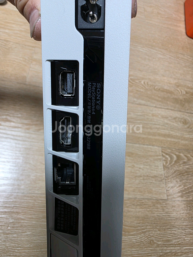 PS4 화이트 CUH-2218B 팝니다--1