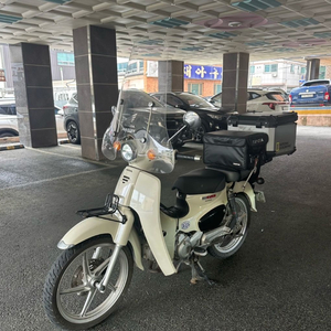 21년식 베이지 슈퍼커브 팝니다
