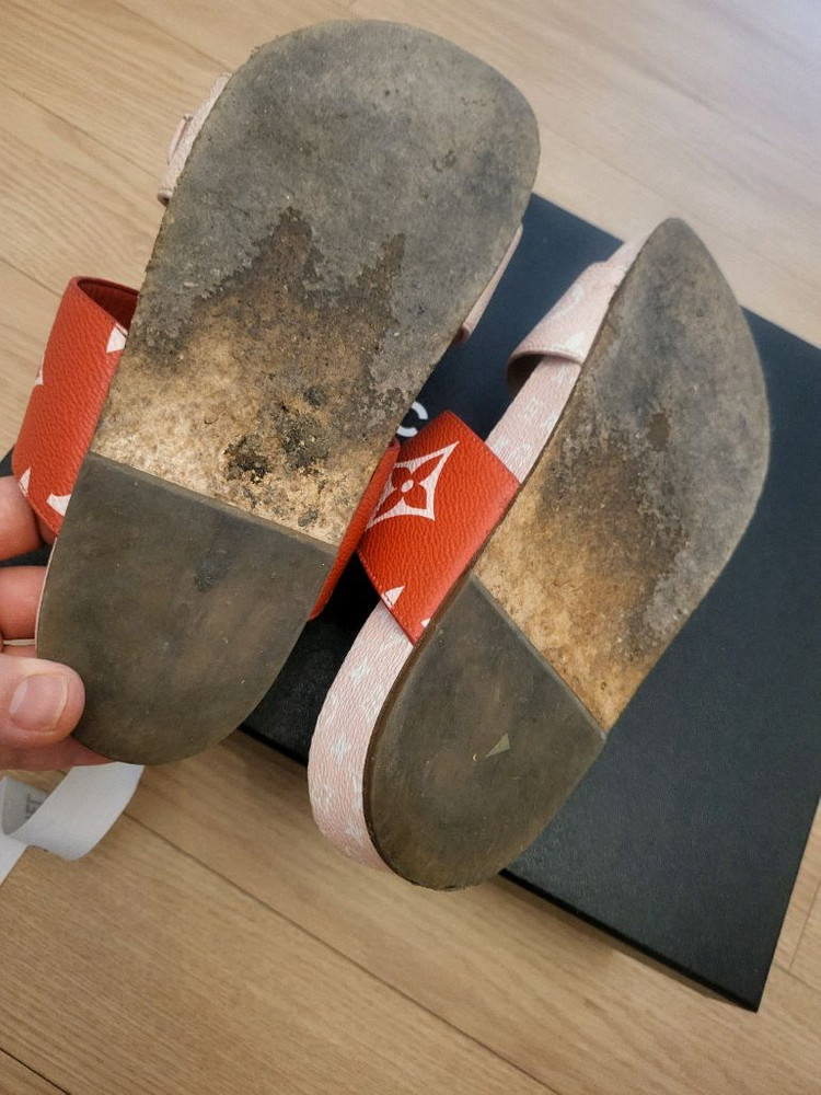 루이비통 슬리퍼 이미지