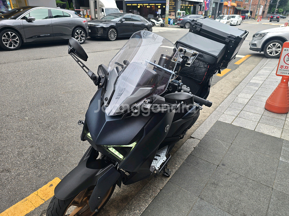 xmax300 24년식 판매합니다--1