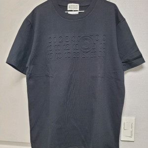 메종 마르지엘라 반팔티 팝니다. 2xl 새상품
