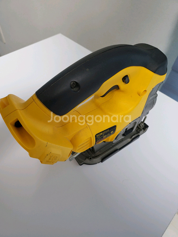 디월트 직소 베어툴 구형 배터리--3