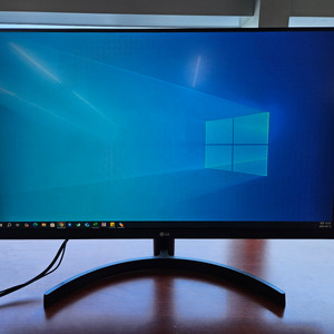 LG 27인치 FHD 모니터 27MK600 팝니다
