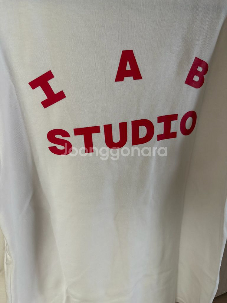 IAB STUDIO (L)--2