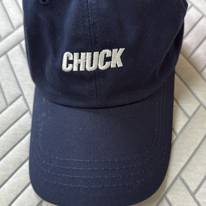 chuck 네이비 볼캡