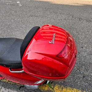베스파 LX125 ABS 스쿠터