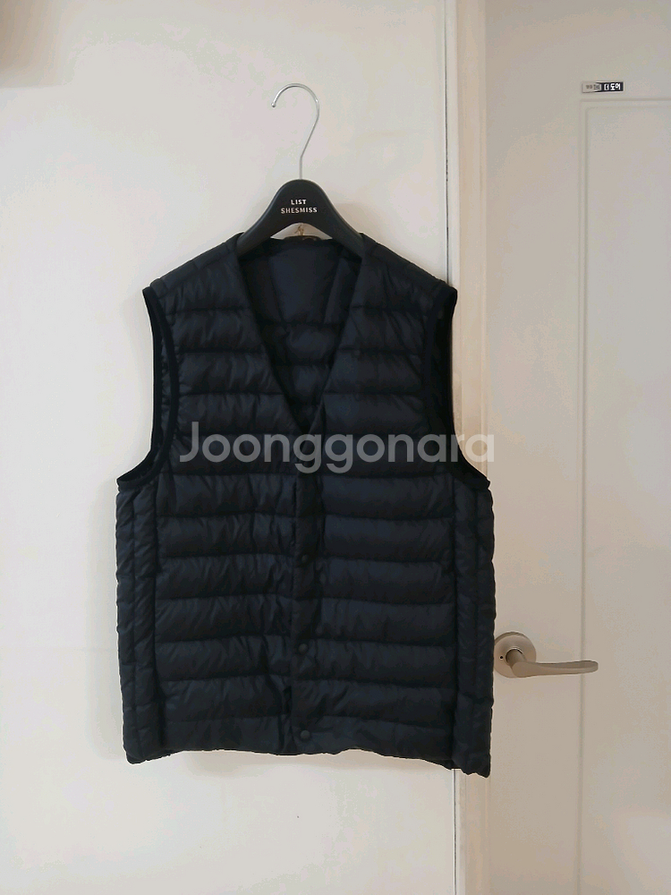 올젠 검정 경량 패딩 베스트 조끼 100--0