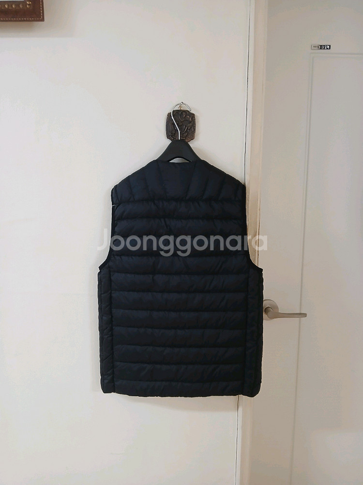 올젠 검정 경량 패딩 베스트 조끼 100--2