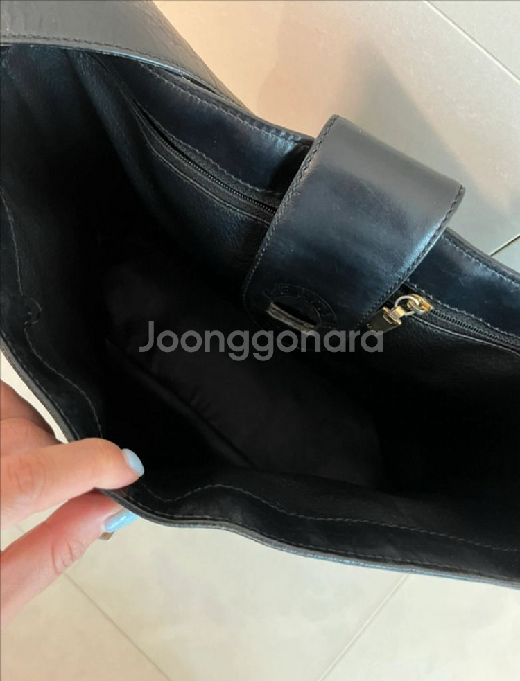 (정품)셀린느 마카담 숄더백 팝니다--4