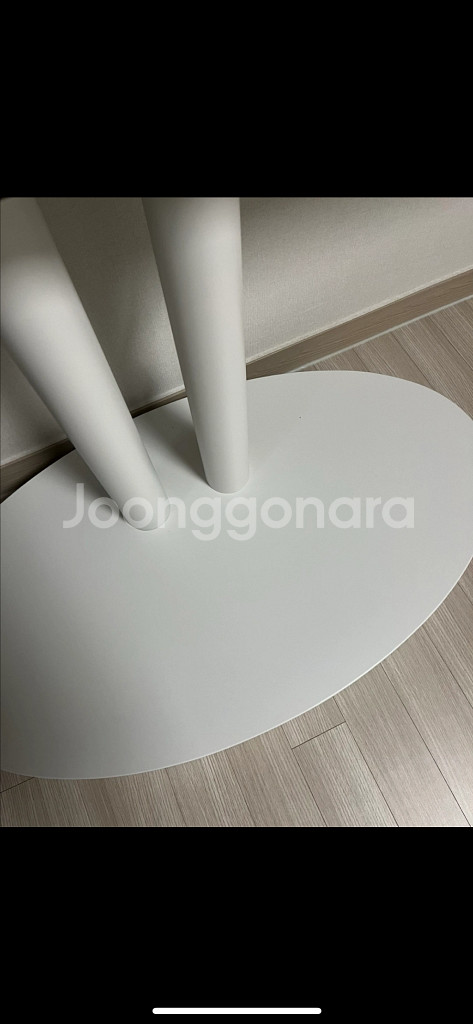 LG 83인치 TV (빌티니 스탠드 포함)--2