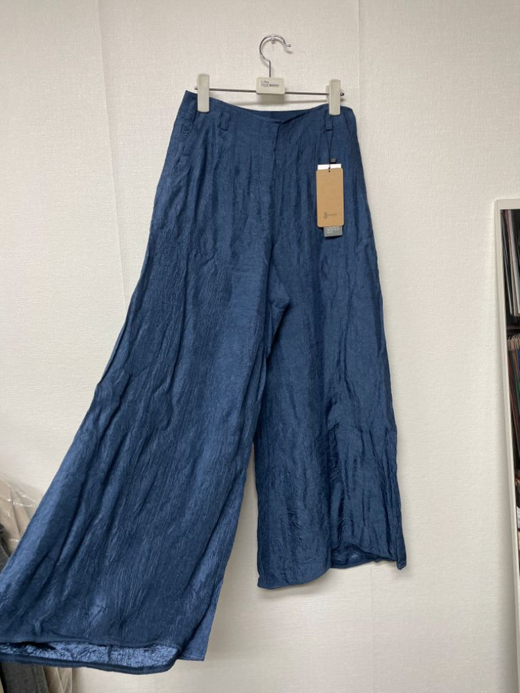 지스튜디오 25SS 아세테이트 플레어 팬츠 이미지