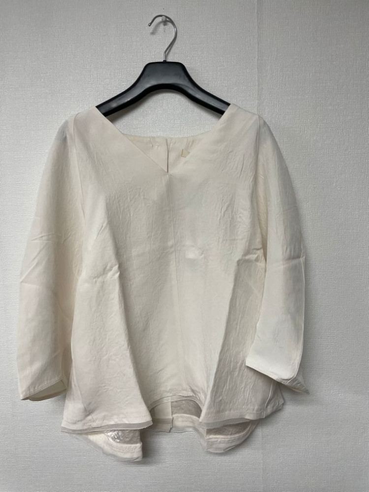 지스튜디오 25SS 아세테이트 블라우스 이미지