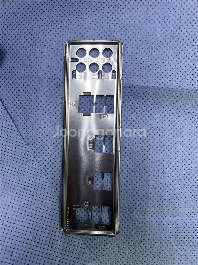 기가바이트 X299 UD4 Pro 메인보드--1