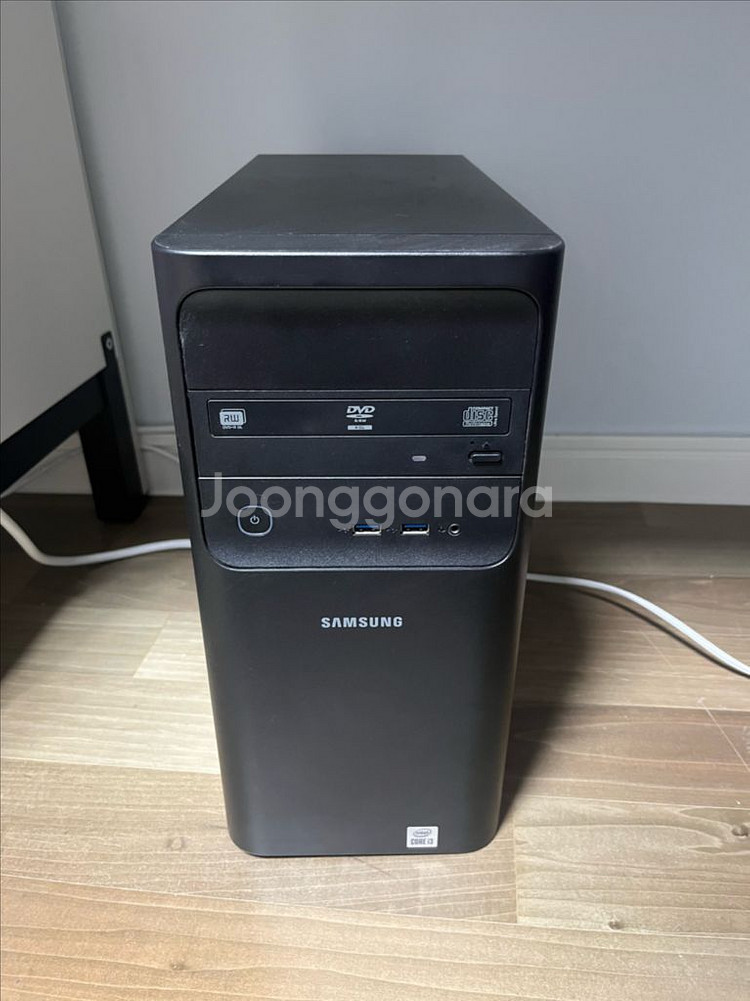 삼성 데스크탑 컴퓨터입니다--0