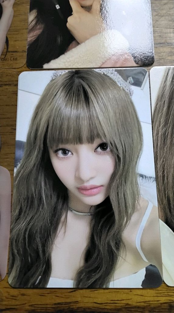 에스파 2023 시즌그리팅 지젤 닝닝 카리나 포카 이미지