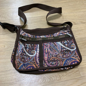 Lesportsac 레스포삭 패턴 크로스백