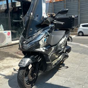 22년식 혼다 pcx125 백호 판매합니다 (cbs)