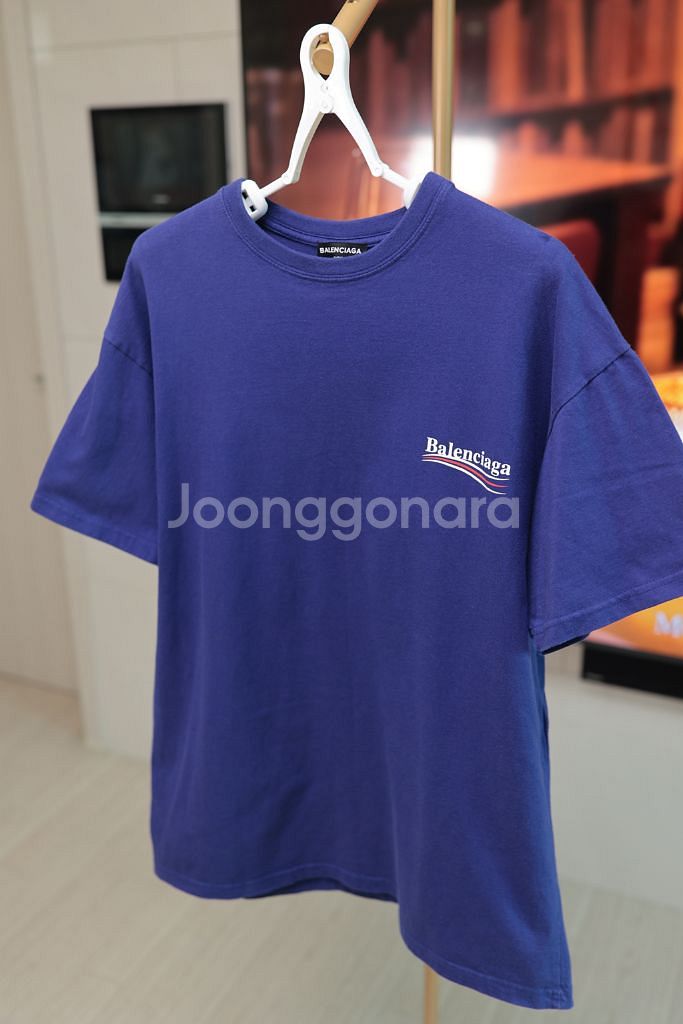 발렌시아가 반팔 티셔츠 L~XL 공용--1