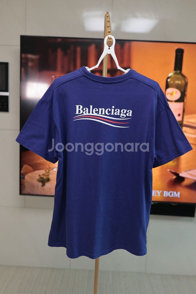 발렌시아가 반팔 티셔츠 L~XL 공용--2