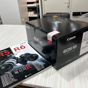 미개봉 캐논 r5