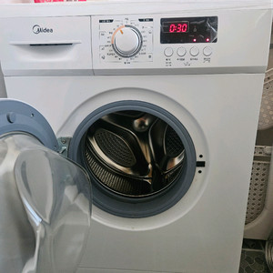 Midea 7kg 드럼세탁기 모델명 MW-F701W