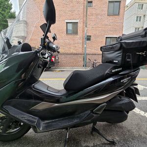UHR125 23년식 4.8만 처분합니다