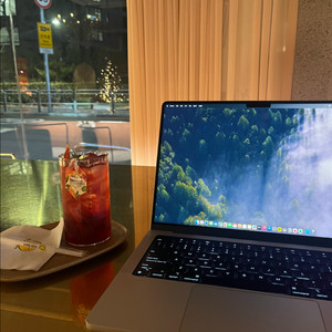맥북프로 M2 Pro 14인치 영문자판 매직마우스 독