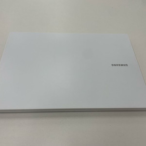 삼성 NT550XDZ 노트북(i5-1135G7)