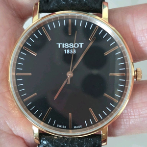 티쏘 (TISSOT) 스위스 메이드 T클래식 블랙시계