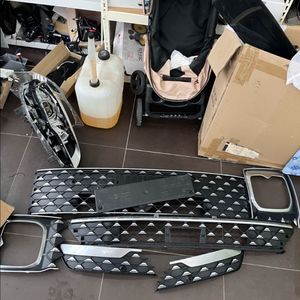23년식 그랜저 앞펌퍼 그릴 전체