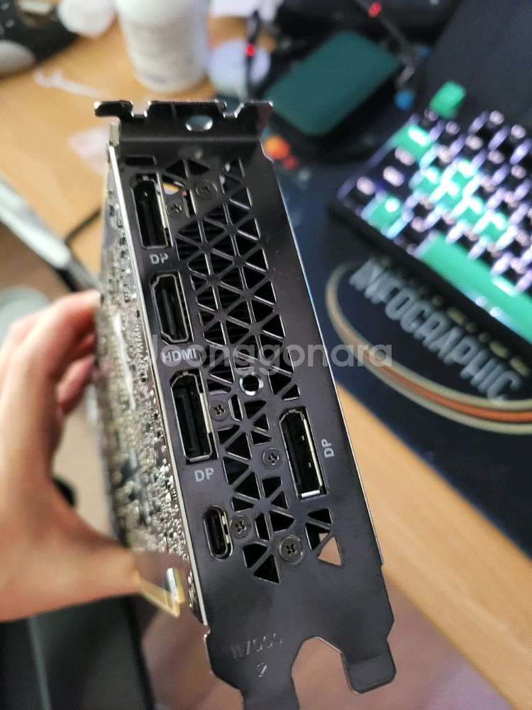 2080ti 블러워 써멀재도포 완료한 제품 팝니다--2