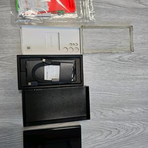 갤럭시s22울트라 자급제 256g ss급