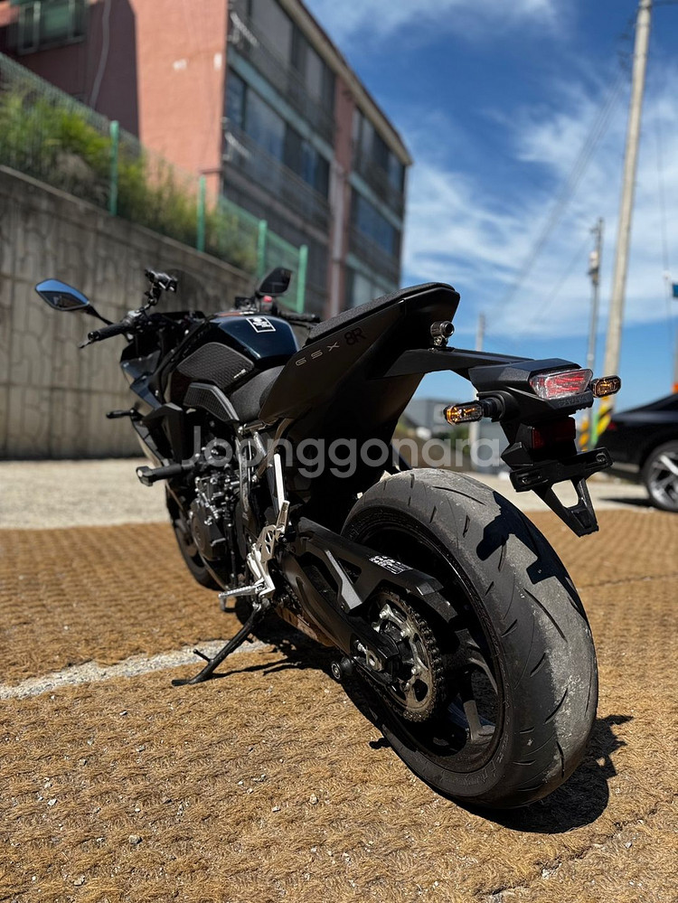 스즈키 Gsx-8R 25년식 3천Km 판매합니다.--6